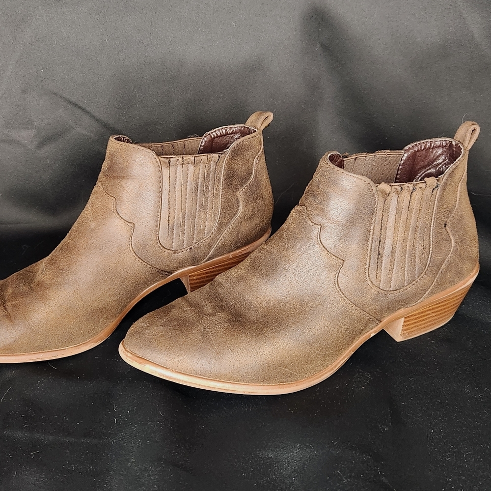Dark Brown and Tan Qupid Boots Size 8